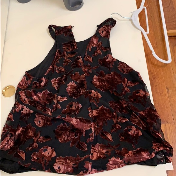 Blows - Picture 1 of 5